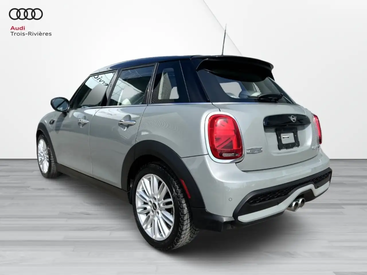 MINI 5 Door снимка MINI 5 Door