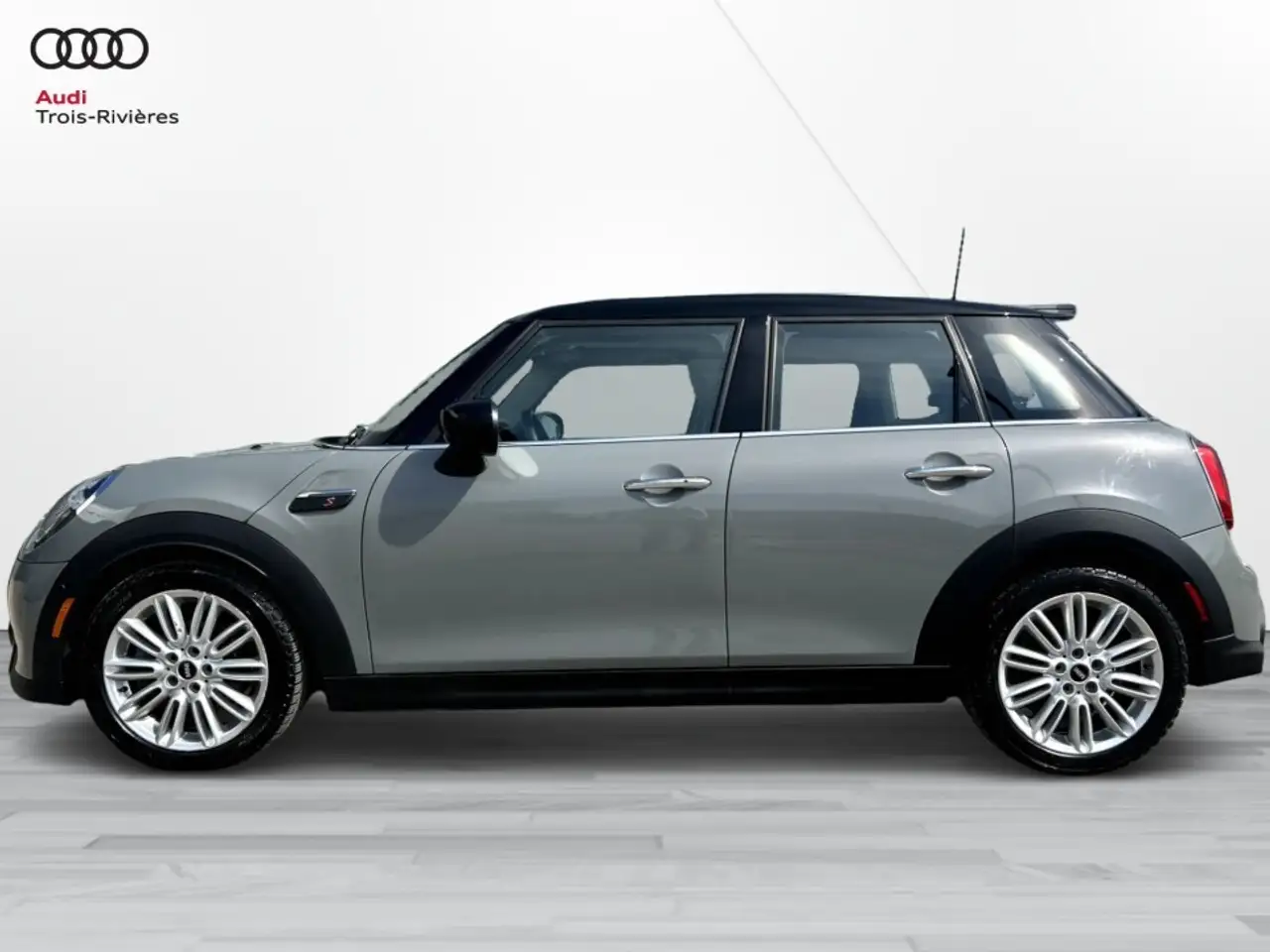 MINI 5 Door снимка MINI 5 Door