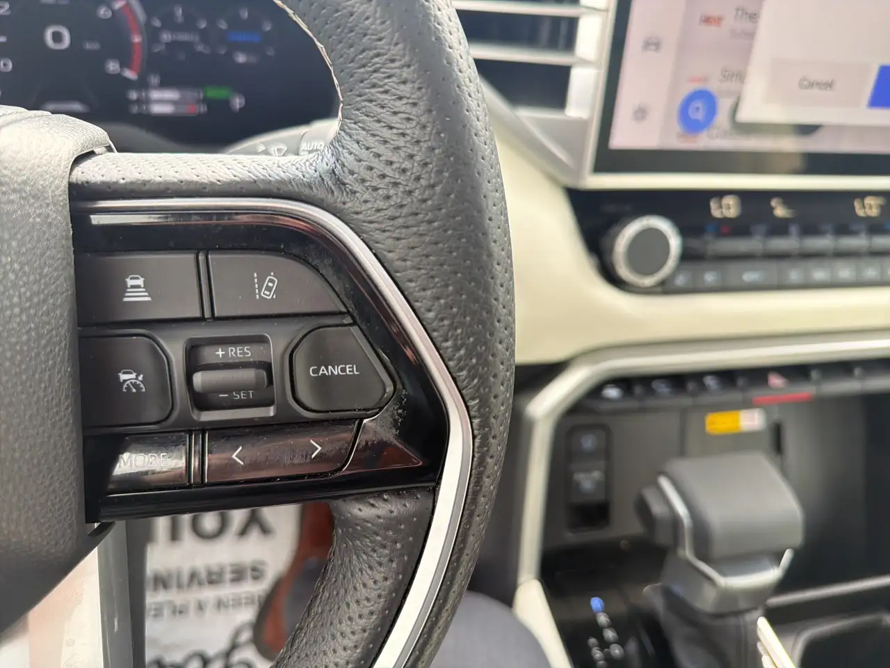 Toyota Tundra снимка Toyota Tundra