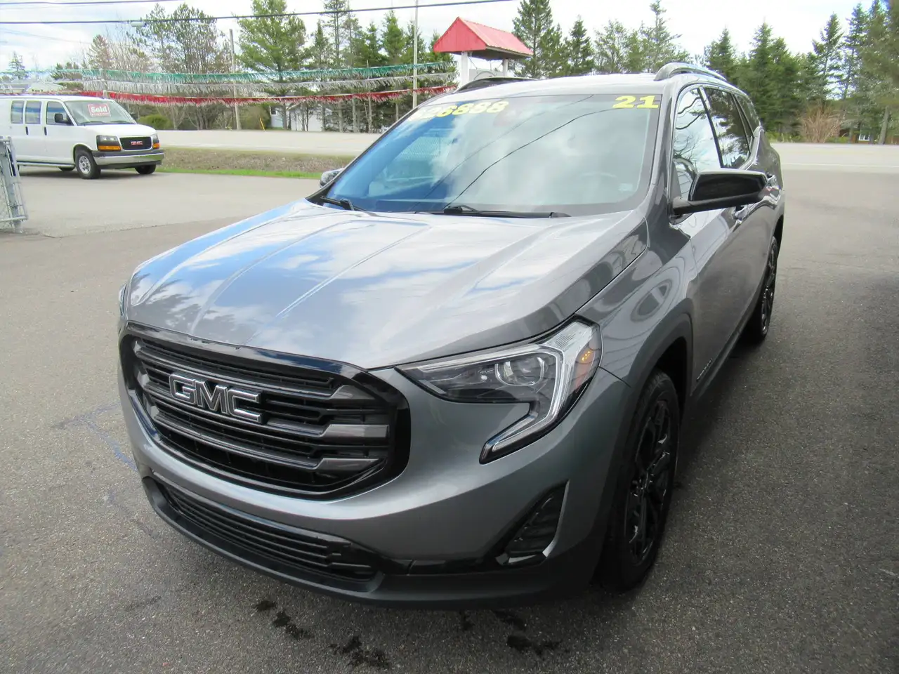 GMC Terrain photo GMC Terrain
