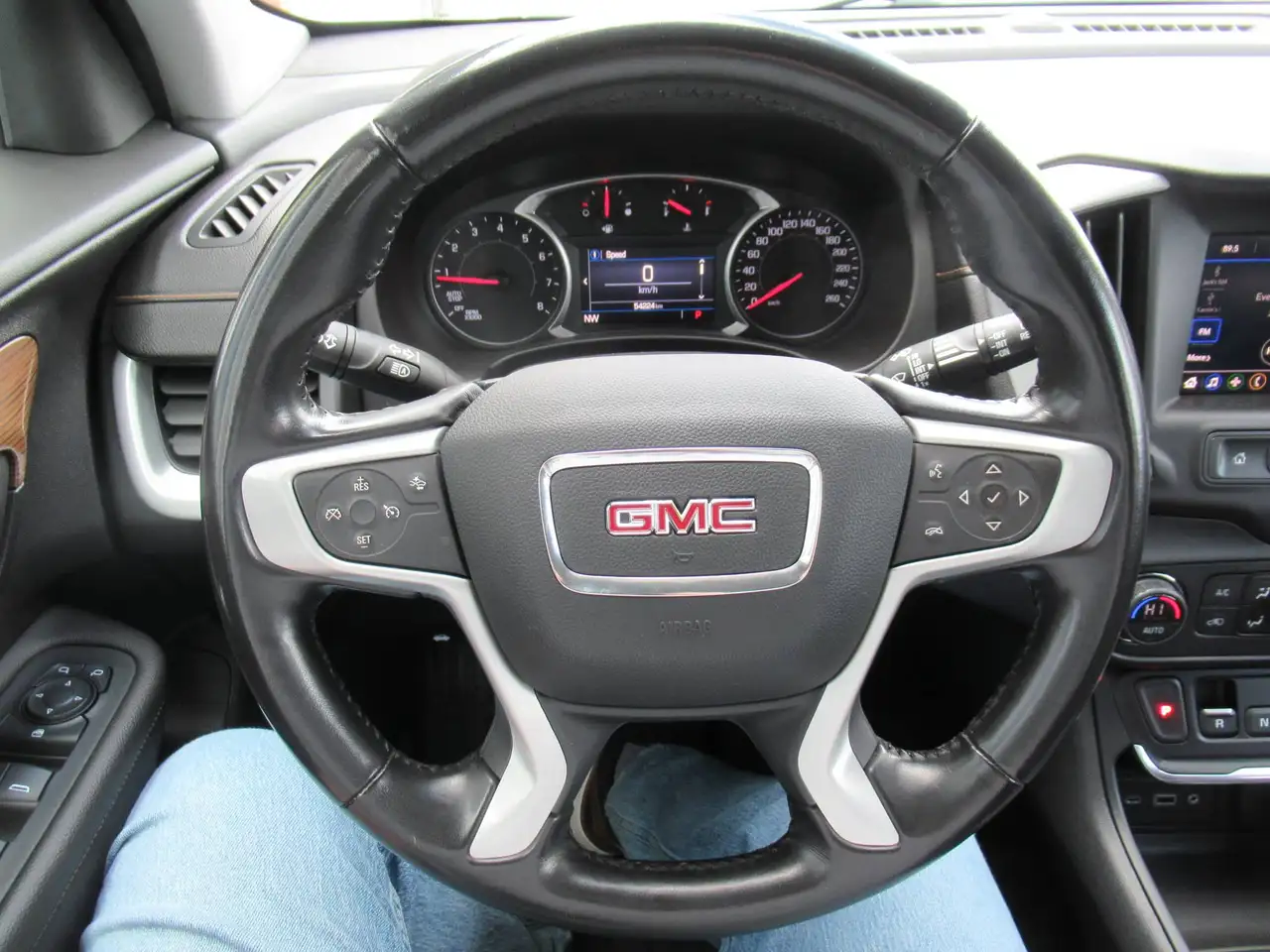 GMC Terrain photo GMC Terrain