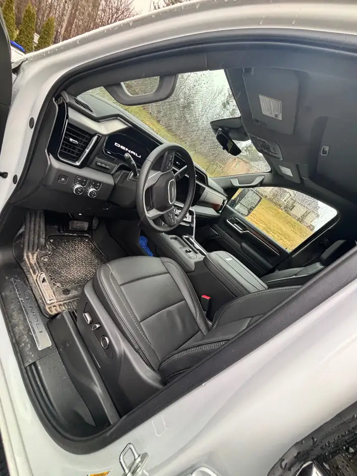 GMC Sierra 2500HD снимка GMC Sierra 2500HD