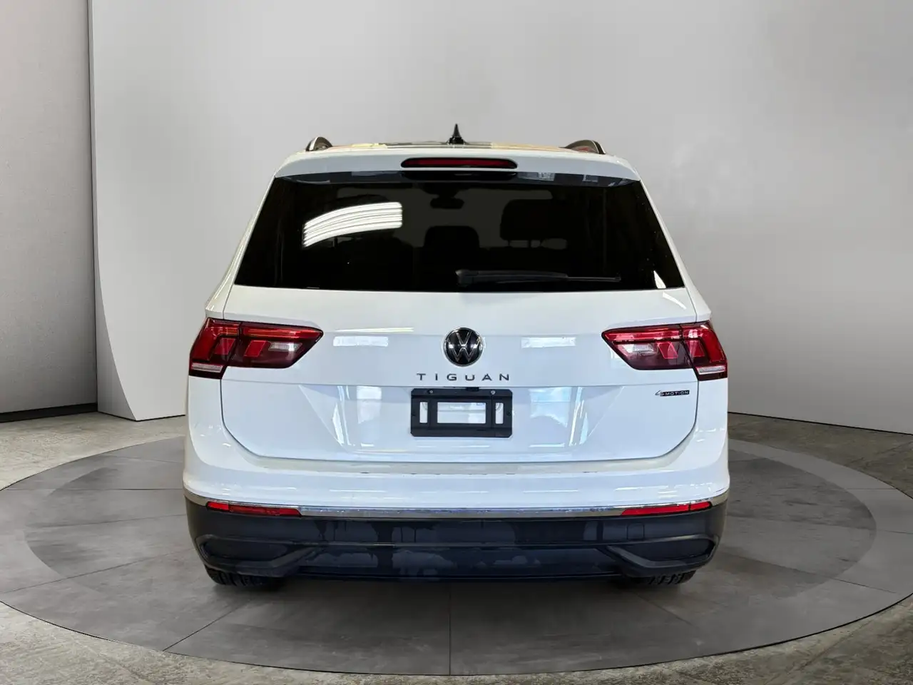 Volkswagen Tiguan photo Volkswagen Tiguan