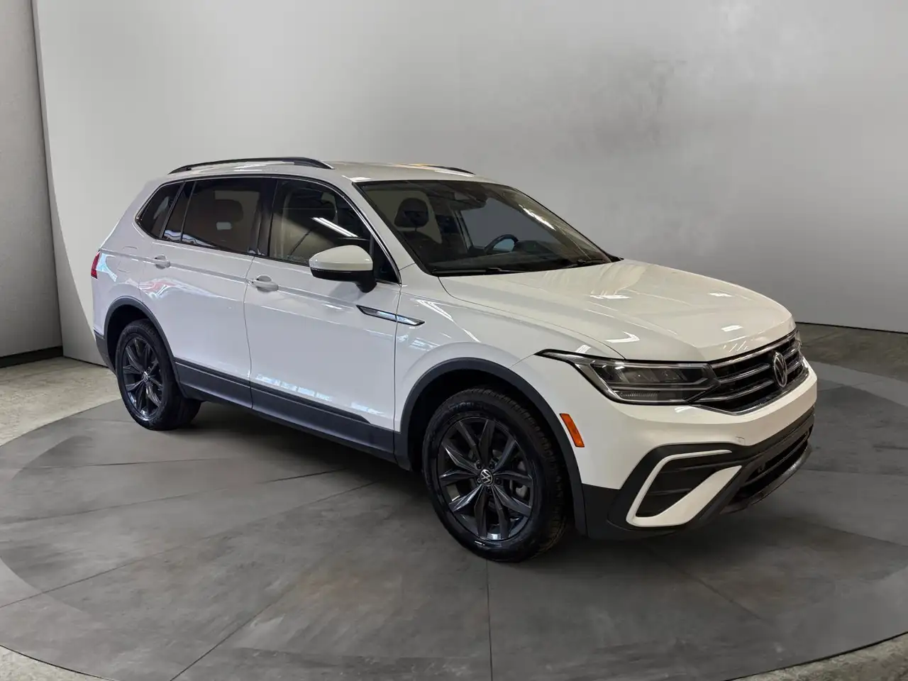 Volkswagen Tiguan photo Volkswagen Tiguan