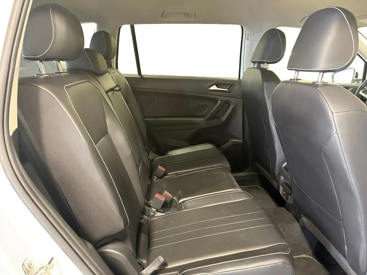 Volkswagen Tiguan photo Volkswagen Tiguan