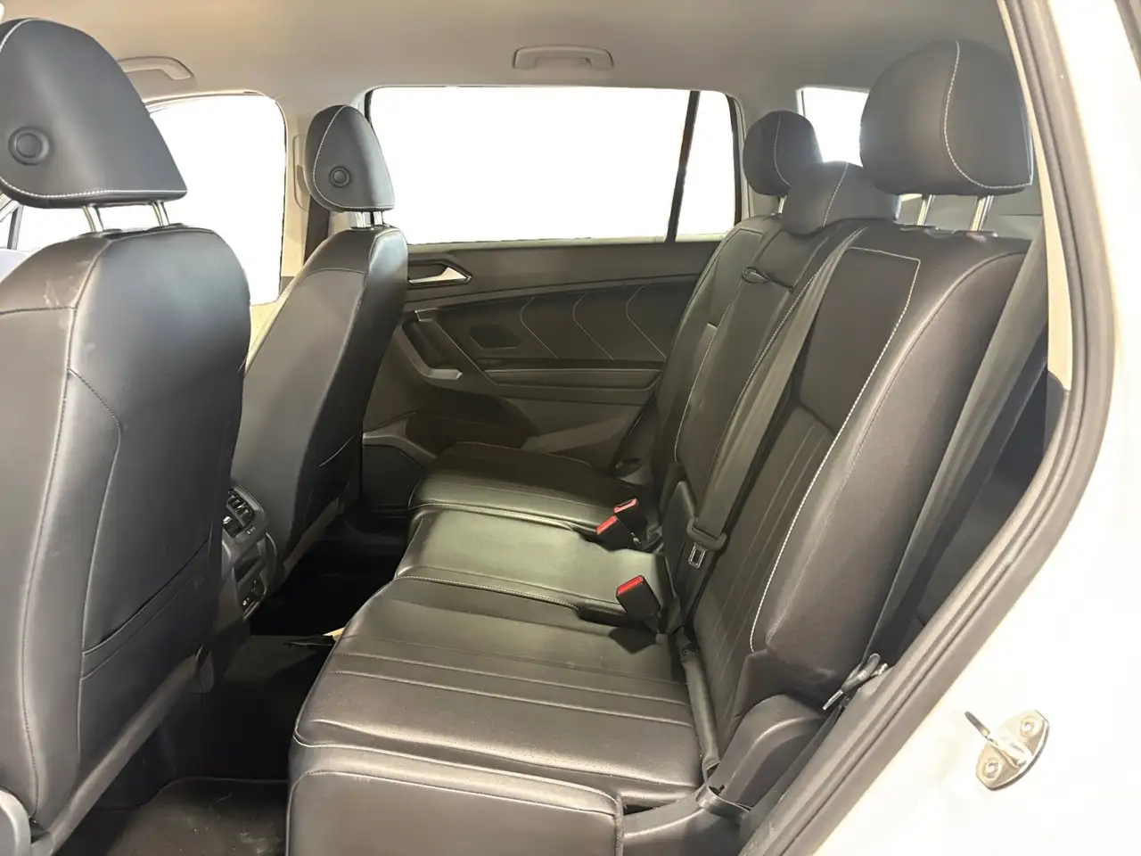Volkswagen Tiguan photo Volkswagen Tiguan