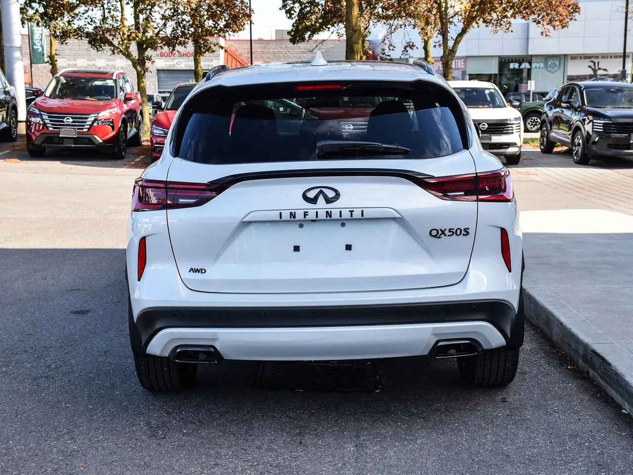 Infiniti QX50 снимка Infiniti QX50