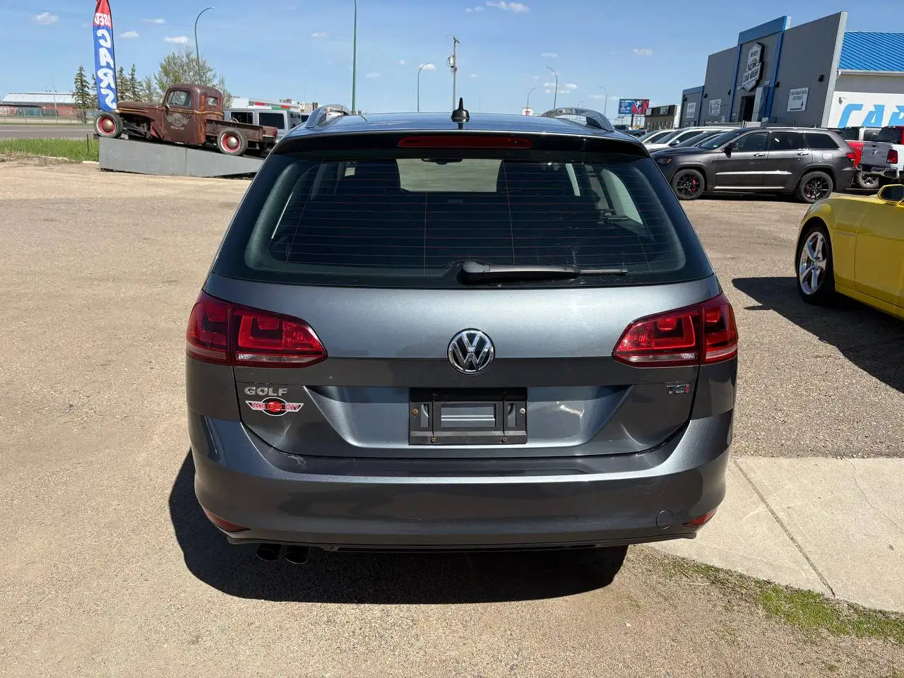 Volkswagen Golf photo Volkswagen Golf