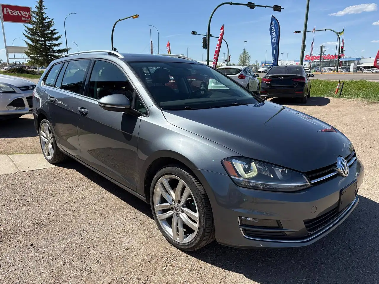 Volkswagen Golf photo Volkswagen Golf