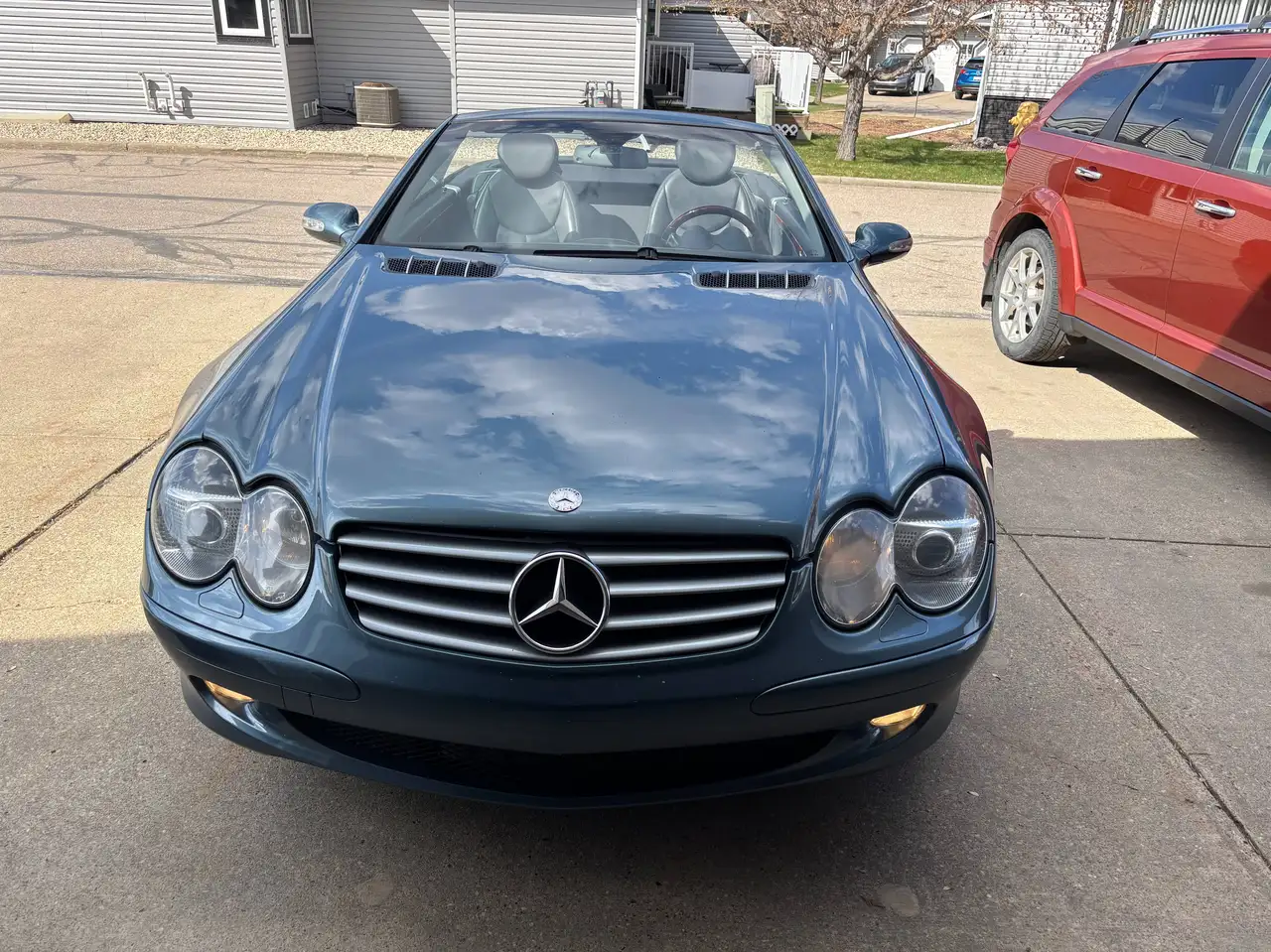 Mercedes-Benz SL photo Mercedes-Benz SL