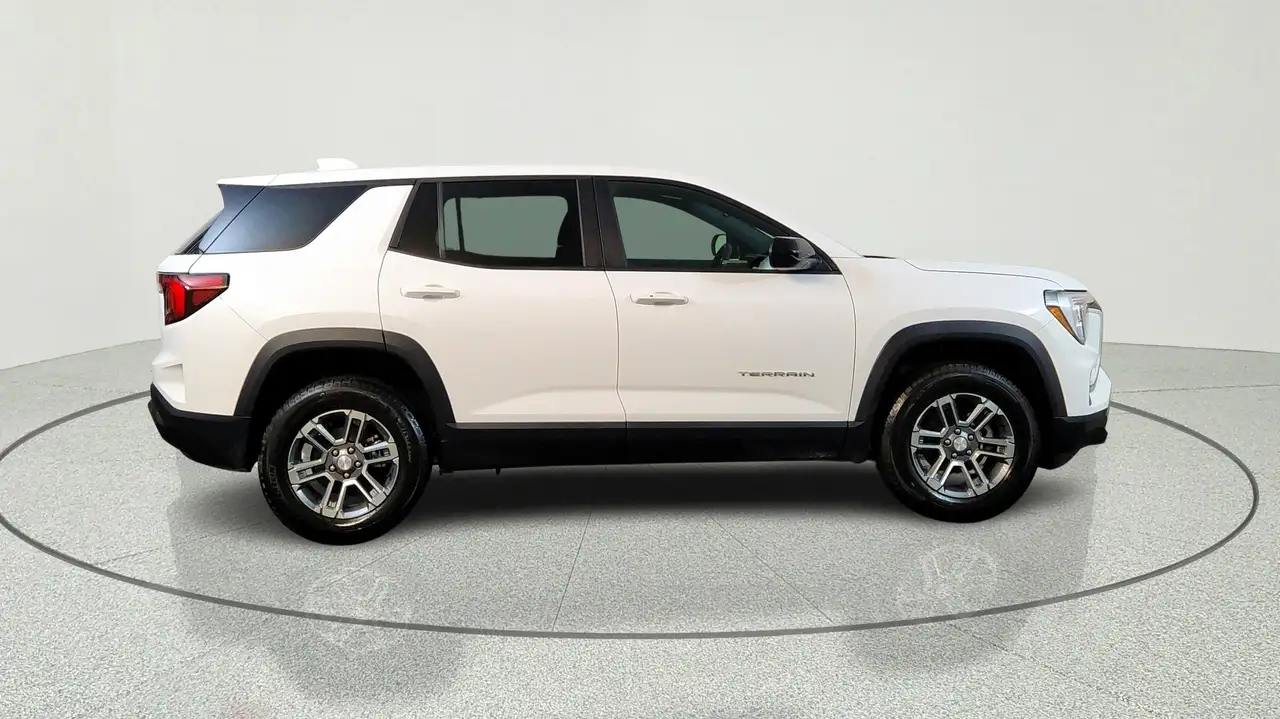 GMC Terrain photo GMC Terrain