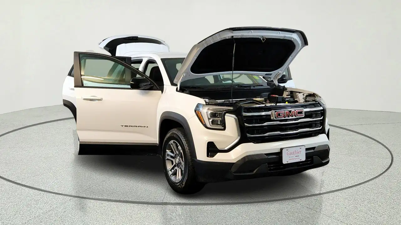 GMC Terrain photo GMC Terrain