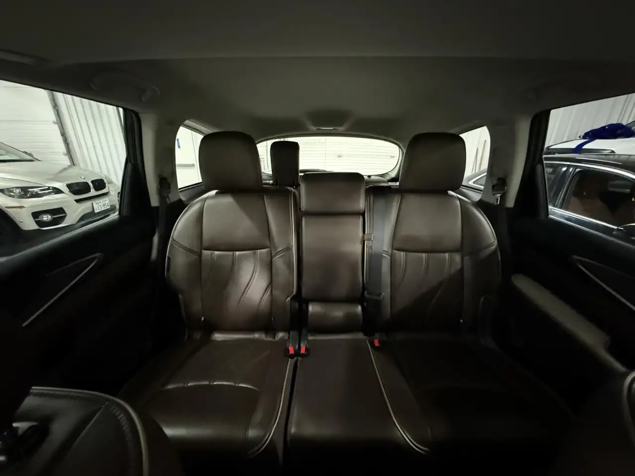 Infiniti QX60 снимка Infiniti QX60
