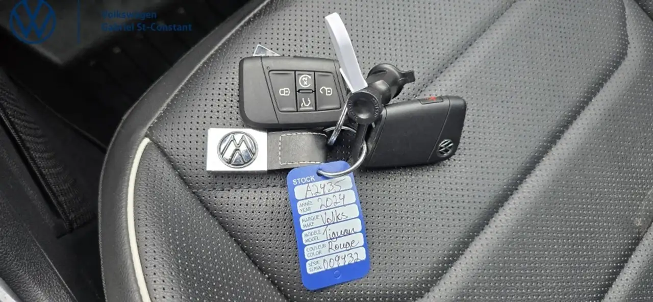 Volkswagen Tiguan photo Volkswagen Tiguan