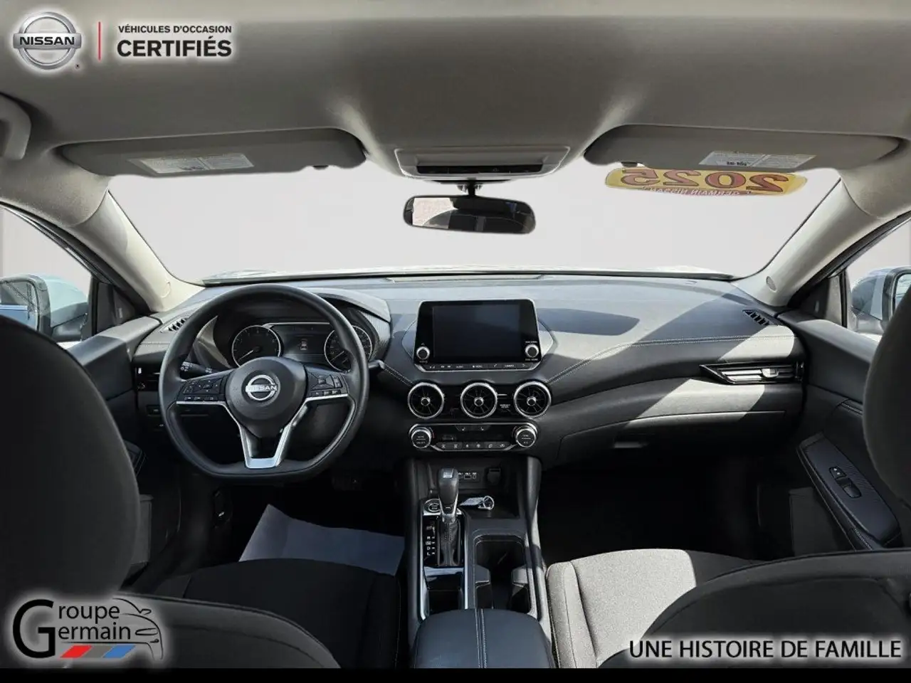 Nissan Sentra снимка Nissan Sentra