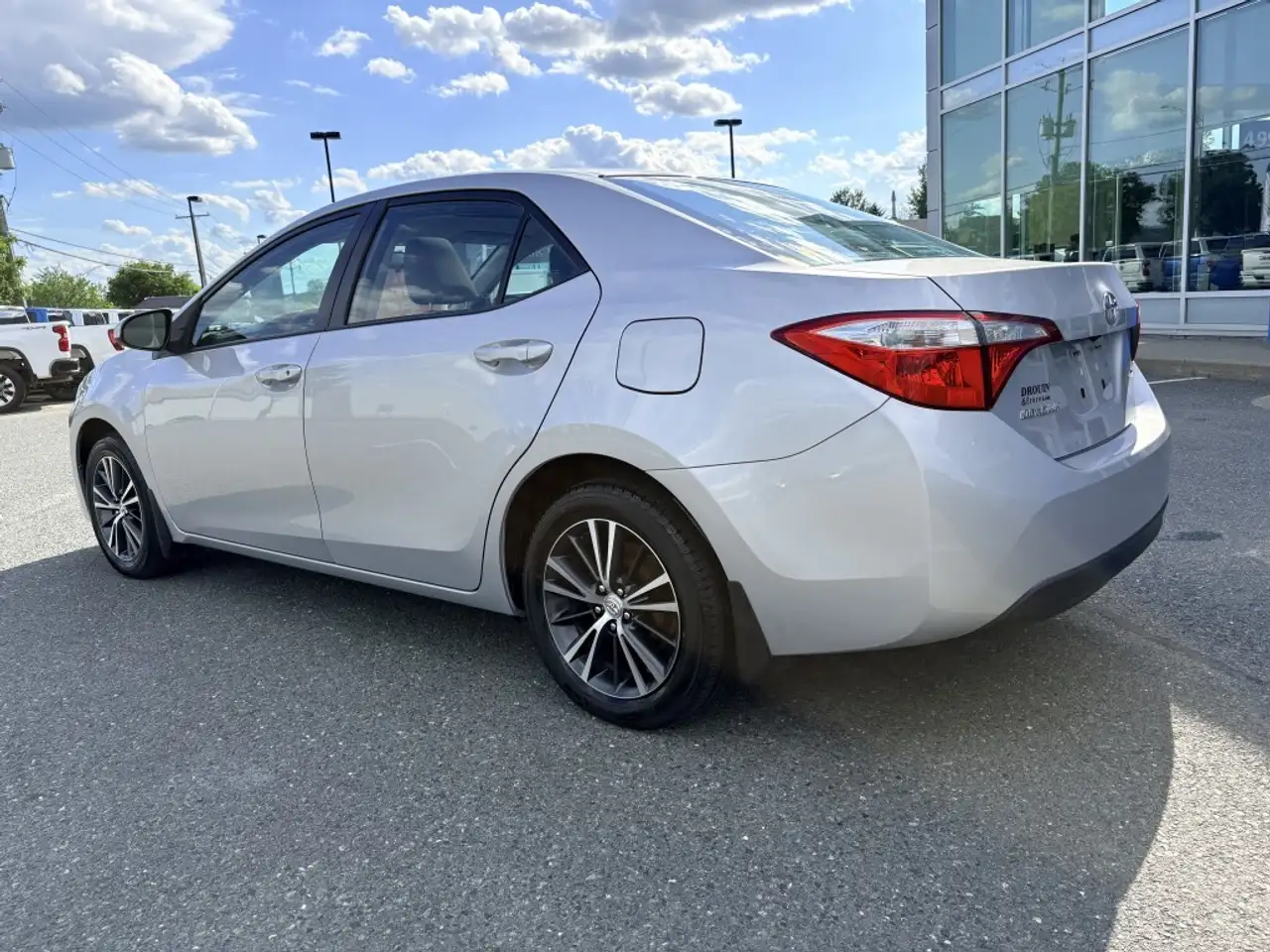 Toyota Corolla photo Toyota Corolla