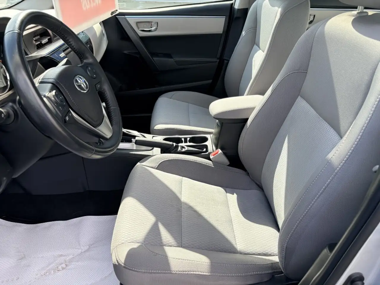 Toyota Corolla photo Toyota Corolla