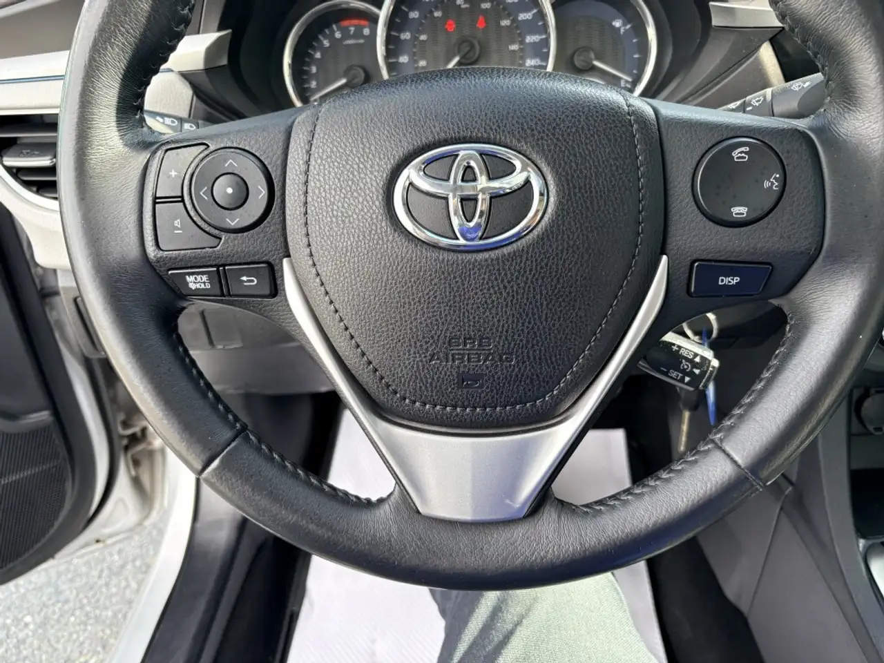 Toyota Corolla photo Toyota Corolla