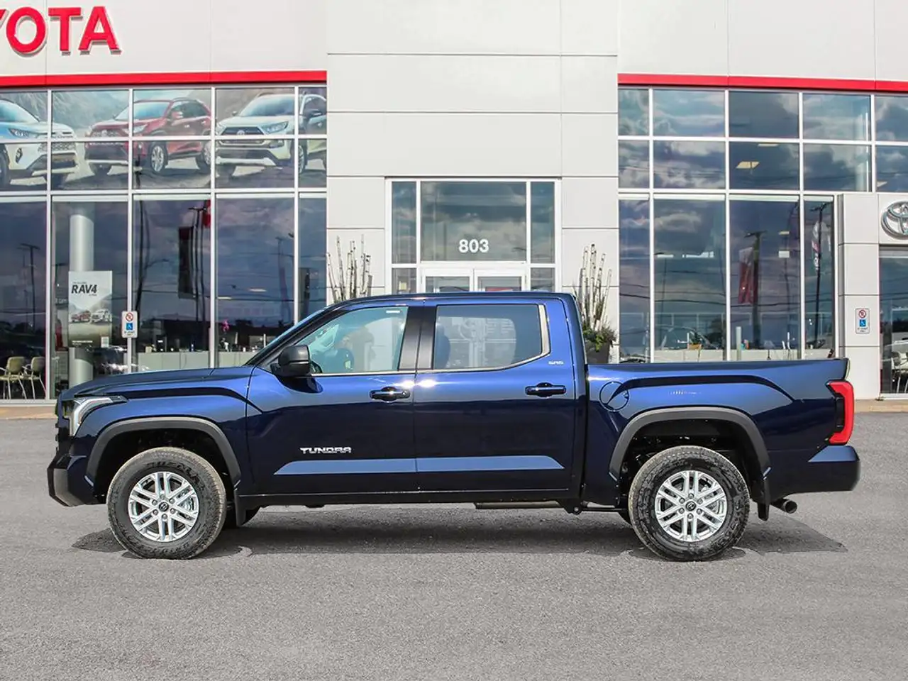 Toyota Tundra photo Toyota Tundra