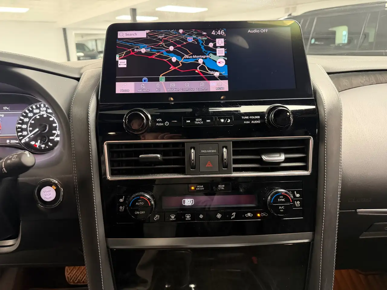Infiniti QX80 снимка Infiniti QX80