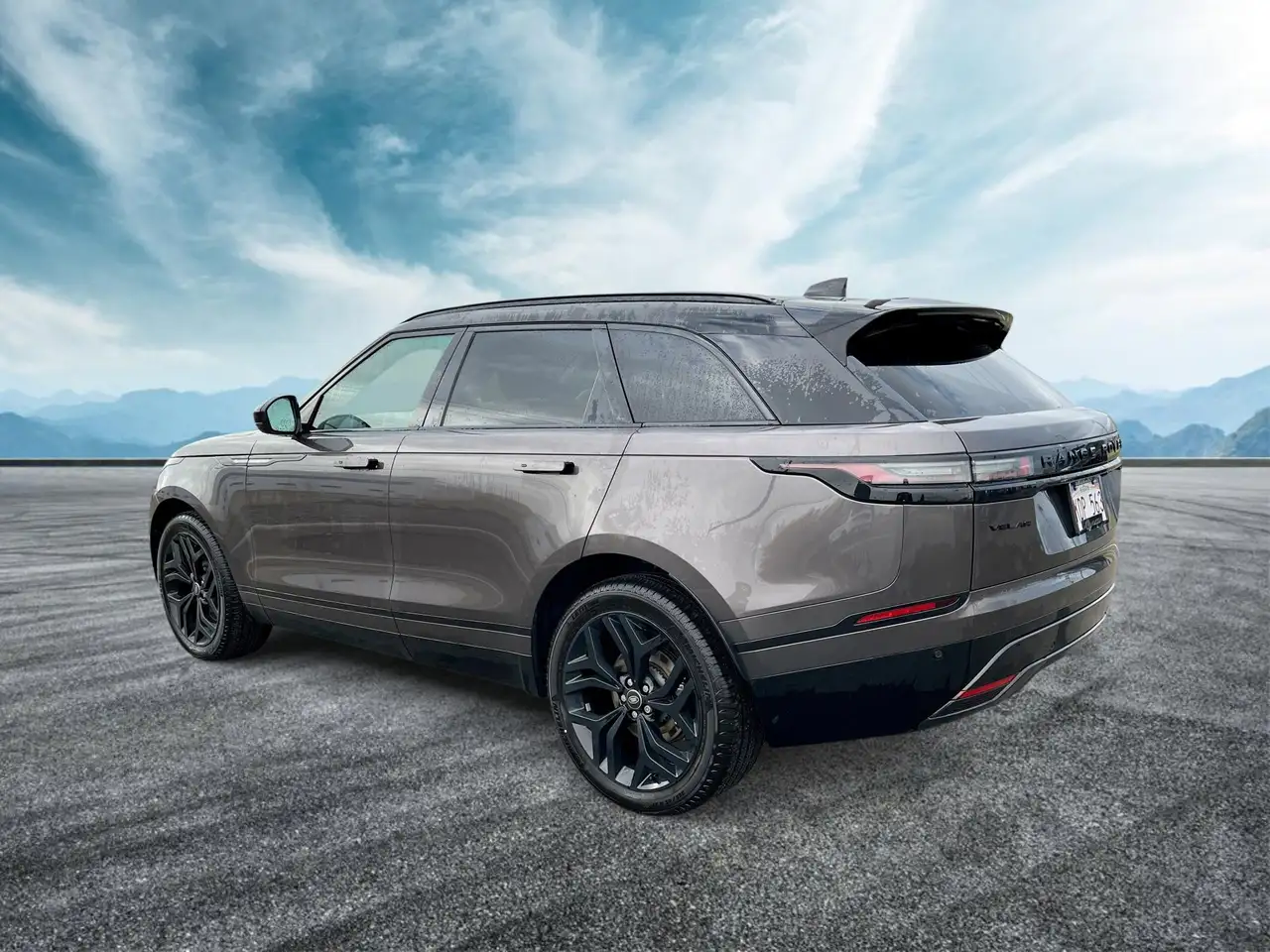 Land Rover Range Rover Velar photo Land Rover Range Rover Velar