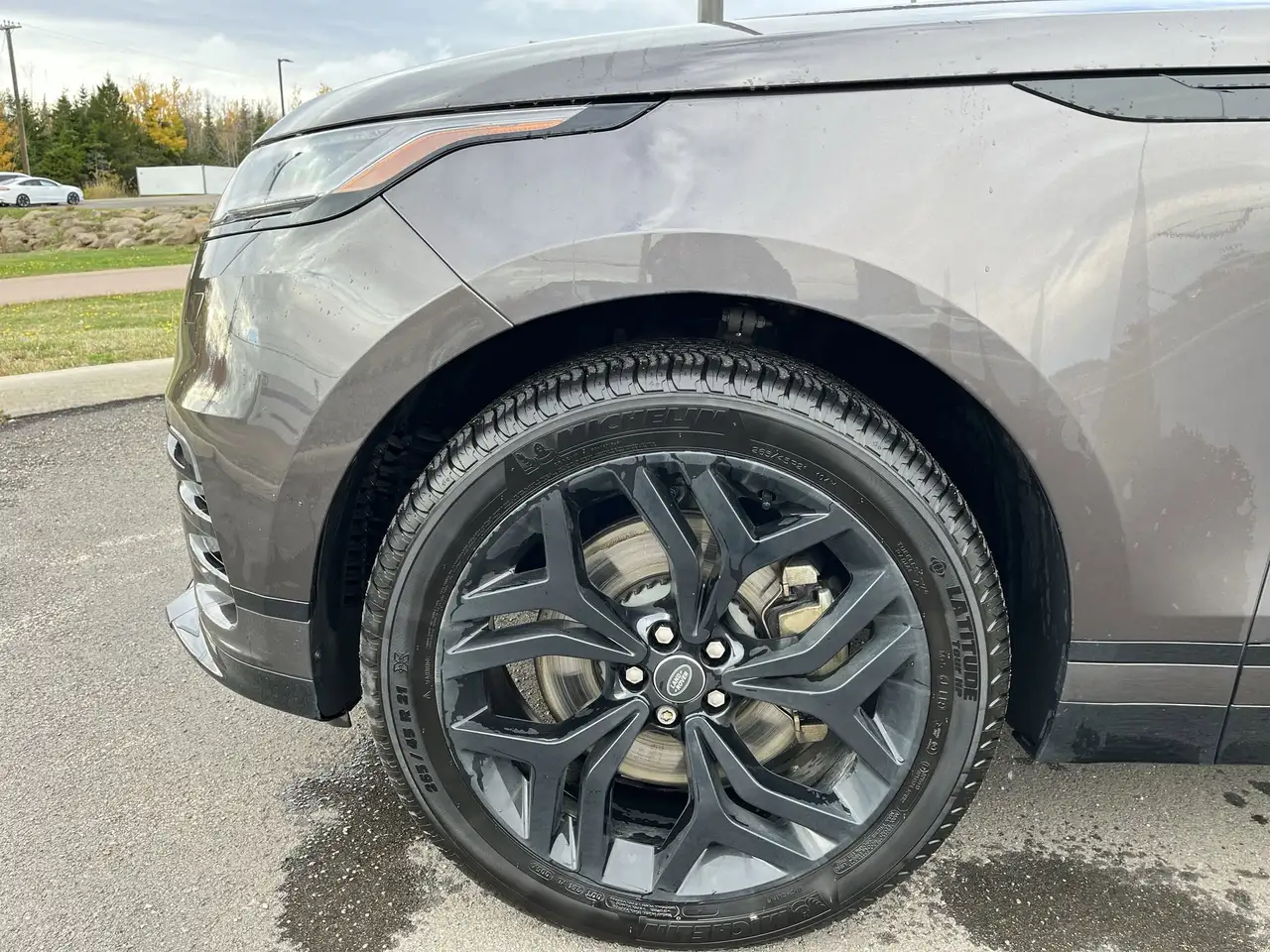 Land Rover Range Rover Velar photo Land Rover Range Rover Velar