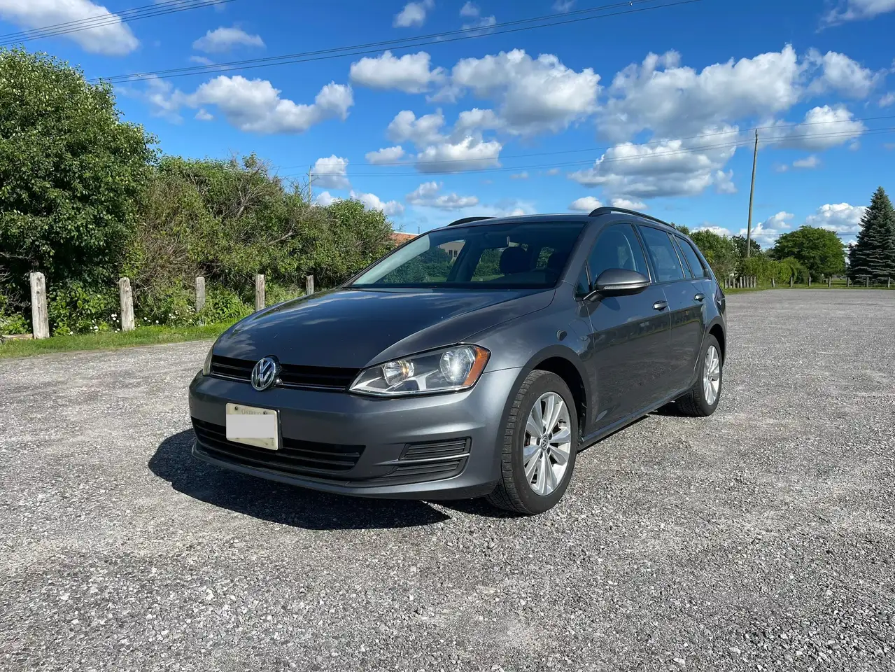 Volkswagen Golf photo Volkswagen Golf