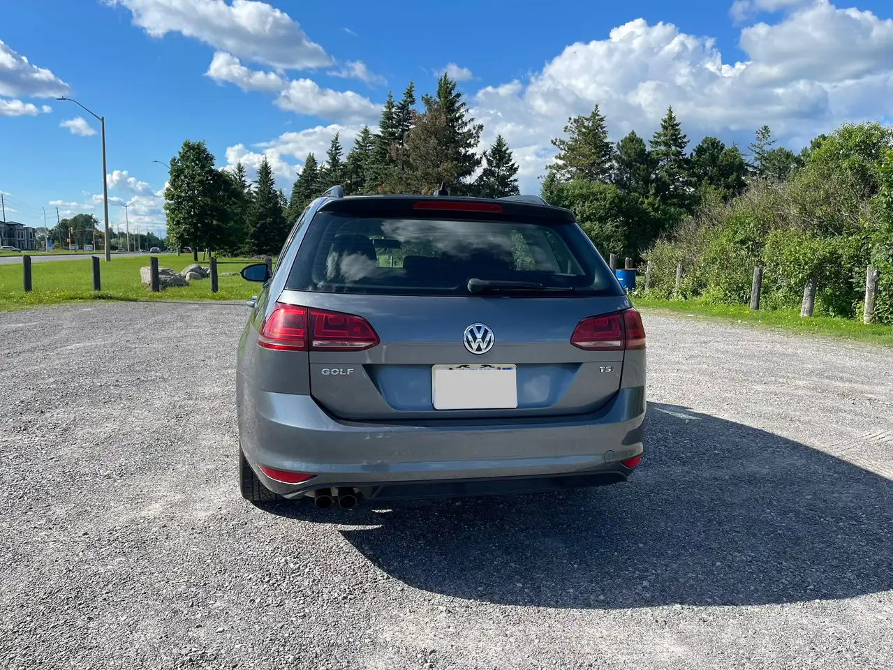 Volkswagen Golf photo Volkswagen Golf