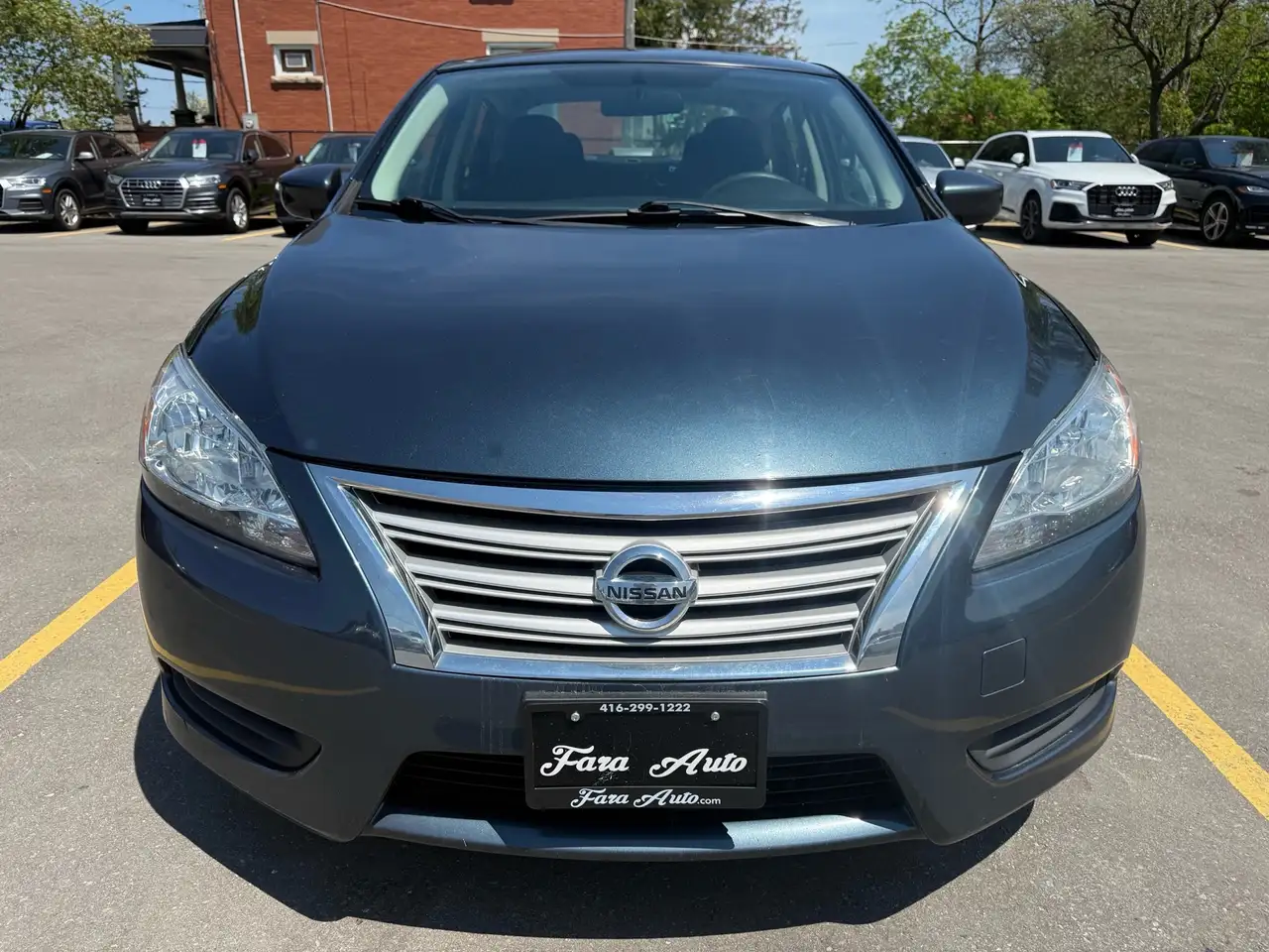 Nissan Sentra fotografie Nissan Sentra