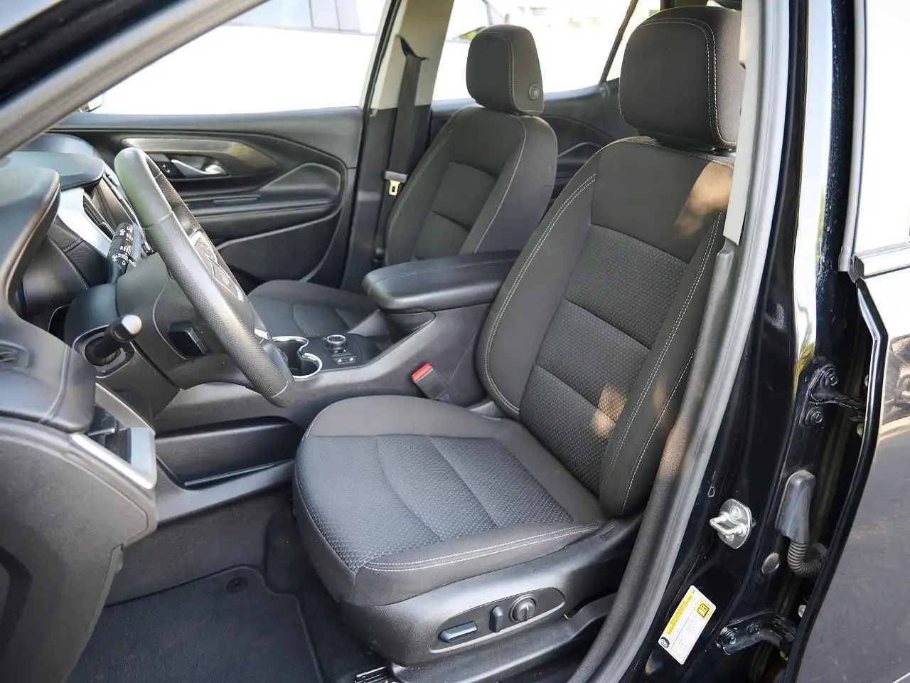 GMC Terrain photo GMC Terrain