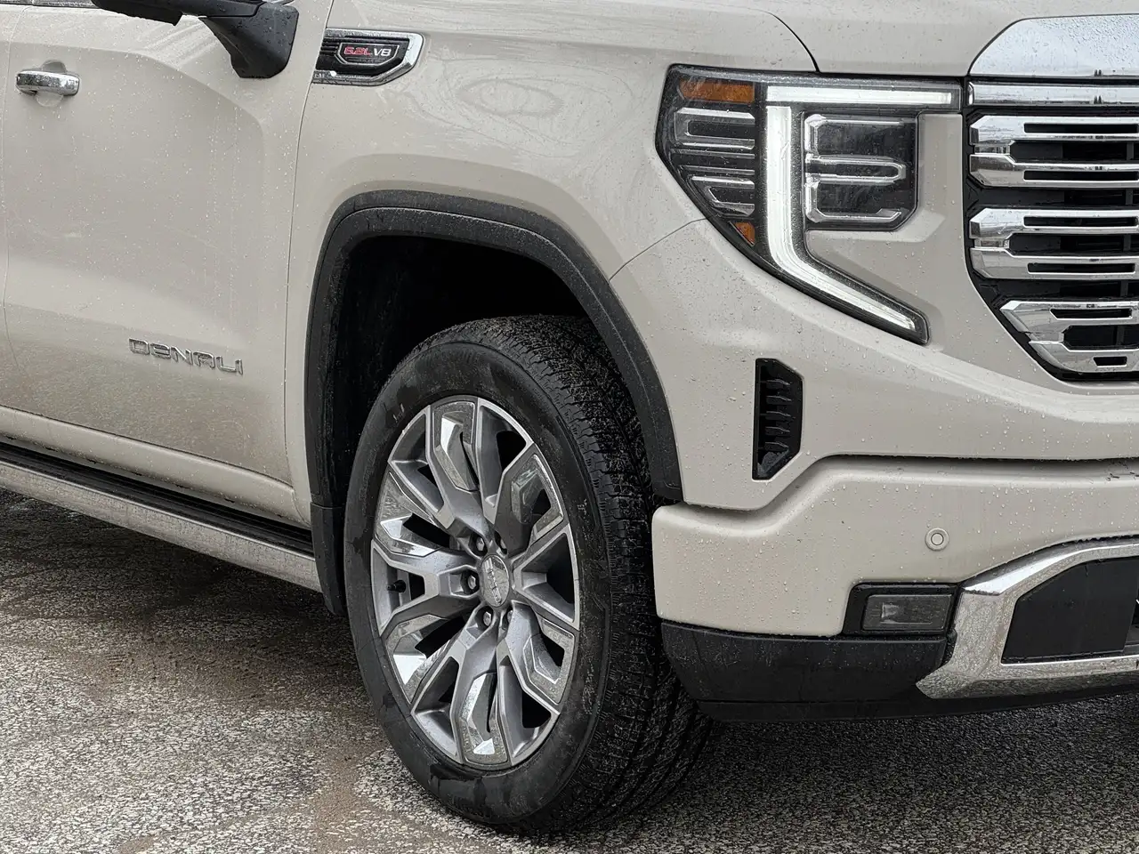 GMC Sierra 1500 снимка GMC Sierra 1500