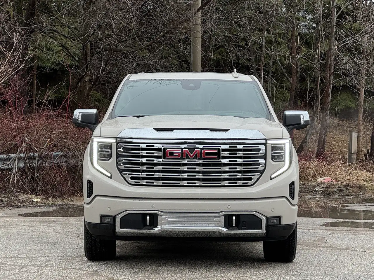 GMC Sierra 1500 снимка GMC Sierra 1500