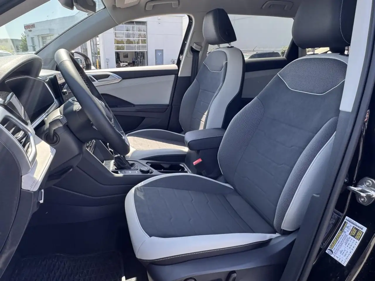 Volkswagen Taos снимка Volkswagen Taos