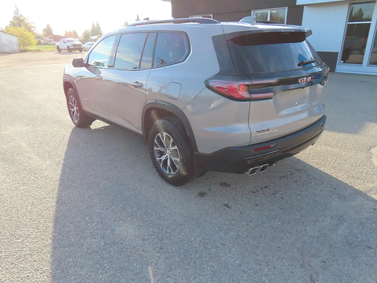 GMC Acadia снимка GMC Acadia