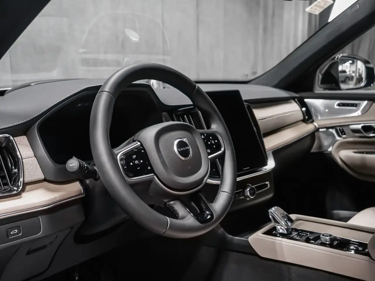 Volvo XC90 photo Volvo XC90