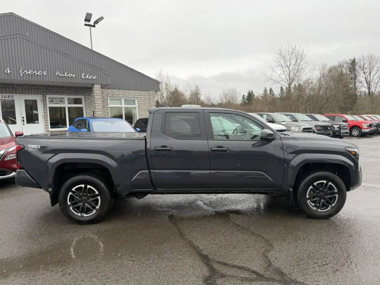 Toyota Tacoma fotografie Toyota Tacoma