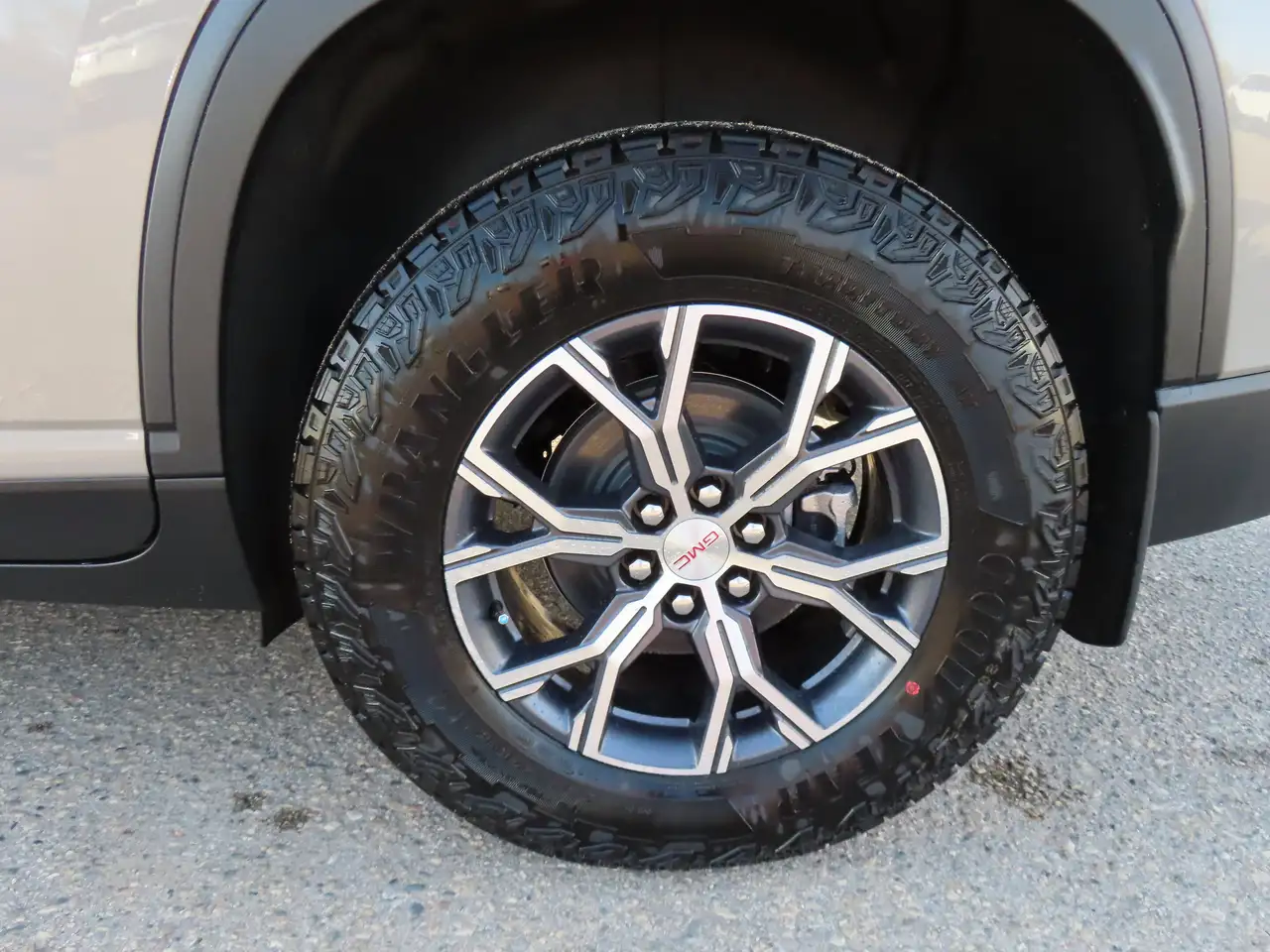 GMC Acadia снимка GMC Acadia