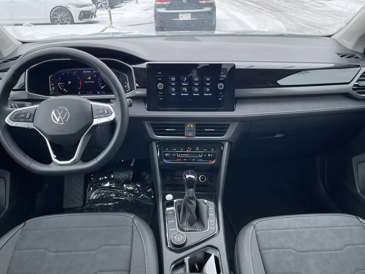 Volkswagen Taos снимка Volkswagen Taos