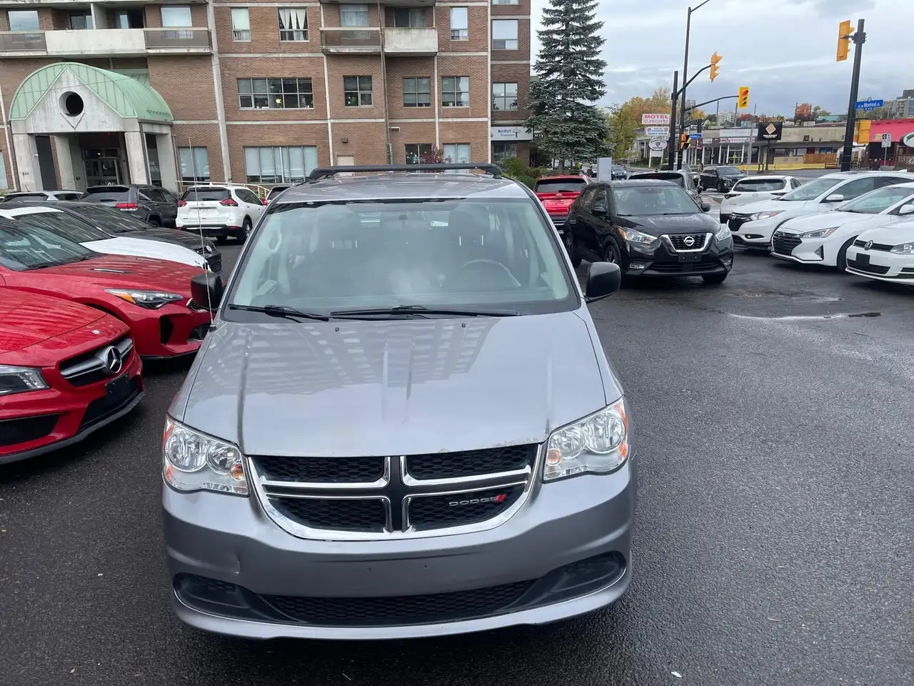 Dodge Grand Caravan photo Dodge Grand Caravan