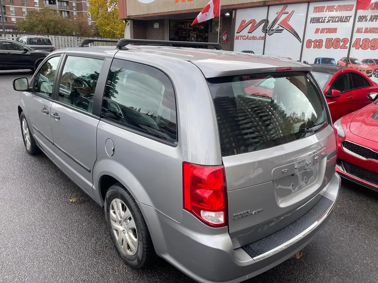 Dodge Grand Caravan photo Dodge Grand Caravan