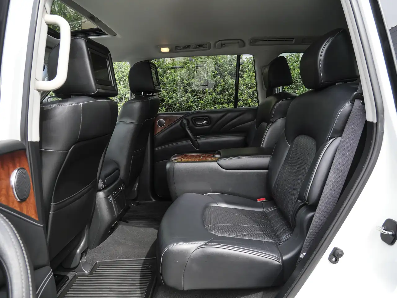 Infiniti QX80 fotografie Infiniti QX80