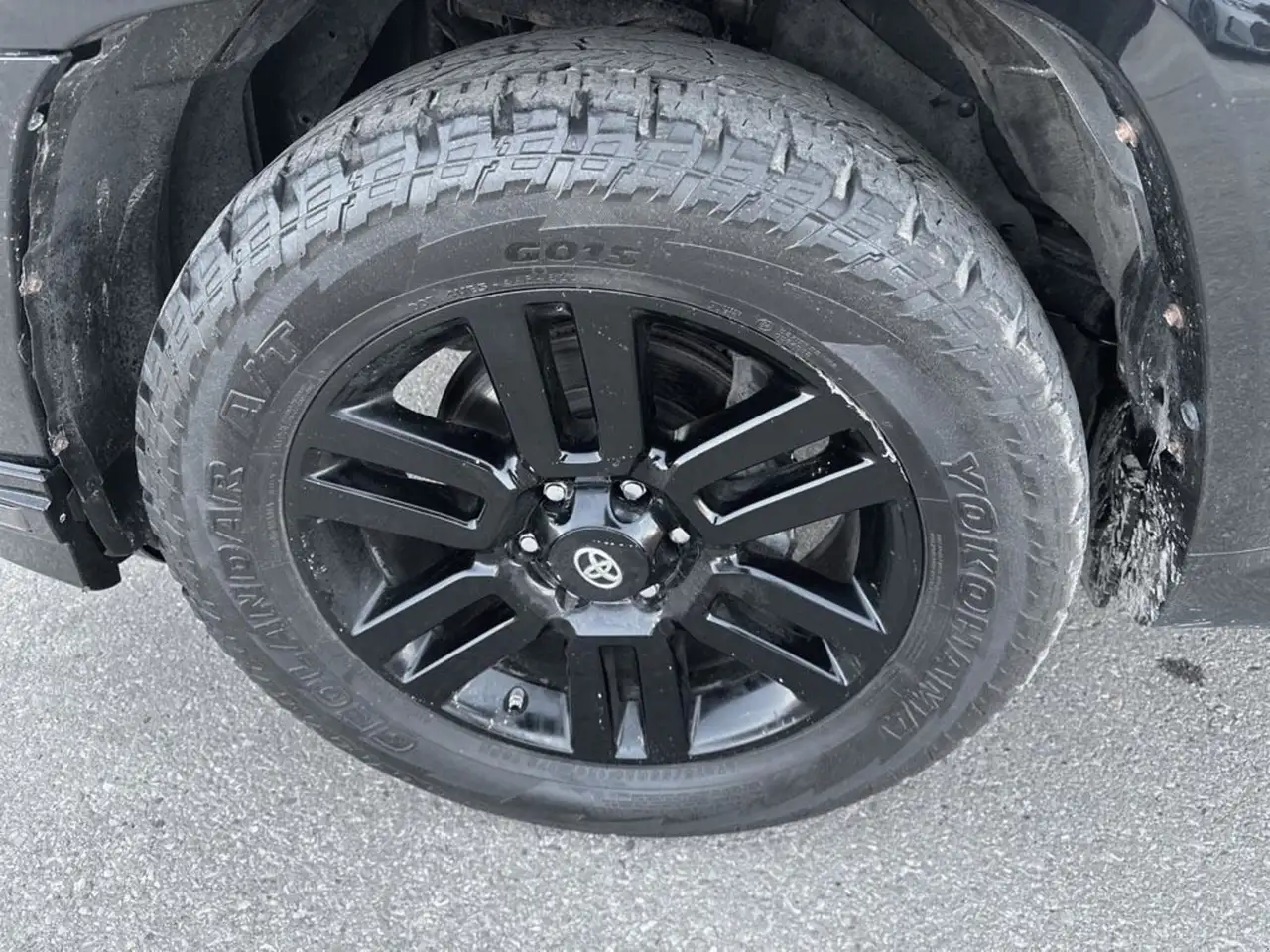 Toyota 4-Runner снимка Toyota 4-Runner