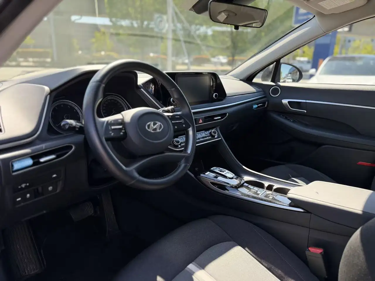 Hyundai SONATA снимка Hyundai SONATA