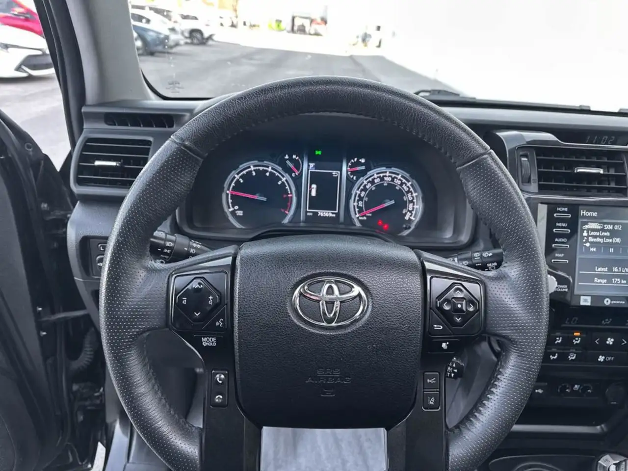 Toyota 4-Runner снимка Toyota 4-Runner