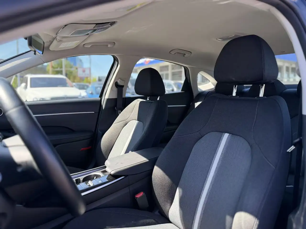 Hyundai SONATA снимка Hyundai SONATA
