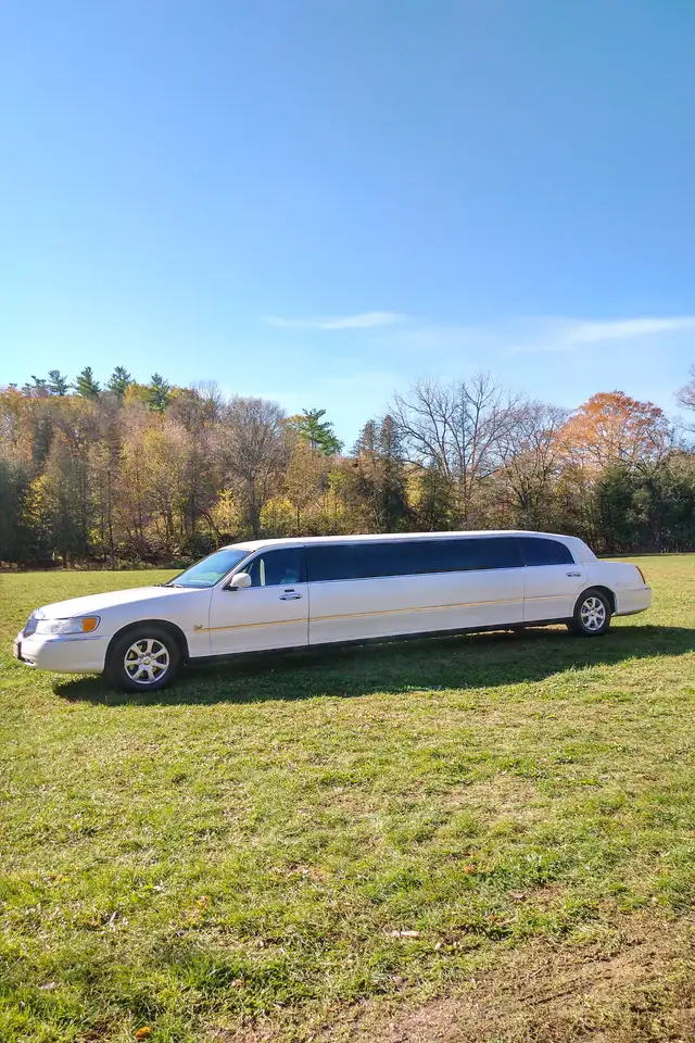 Lincoln Town Car снимка Lincoln Town Car
