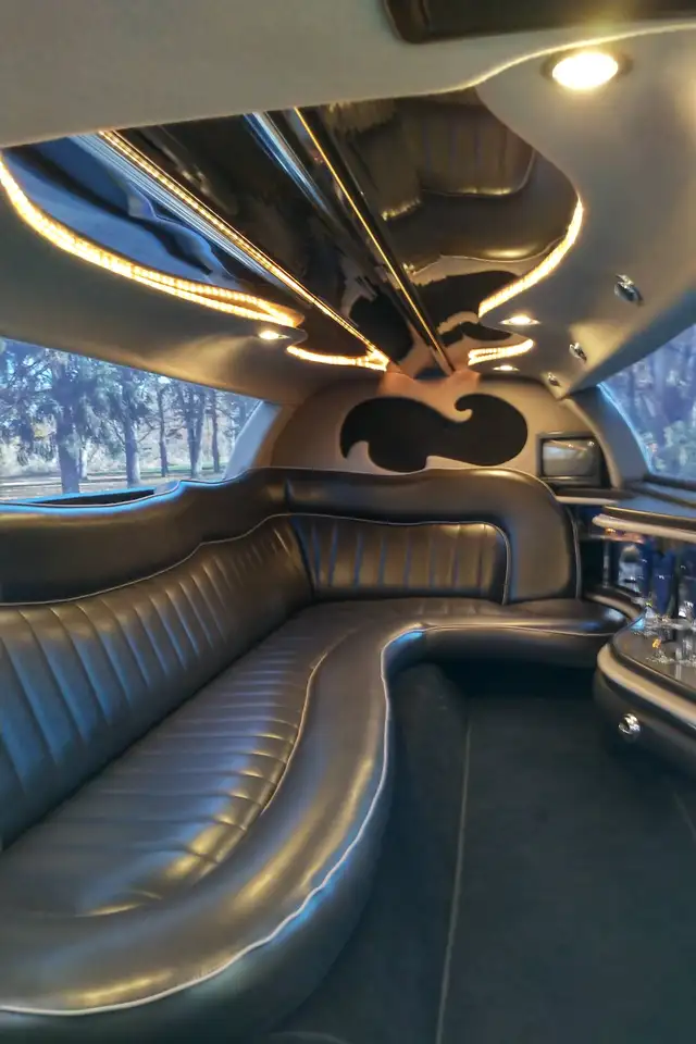 Lincoln Town Car снимка Lincoln Town Car