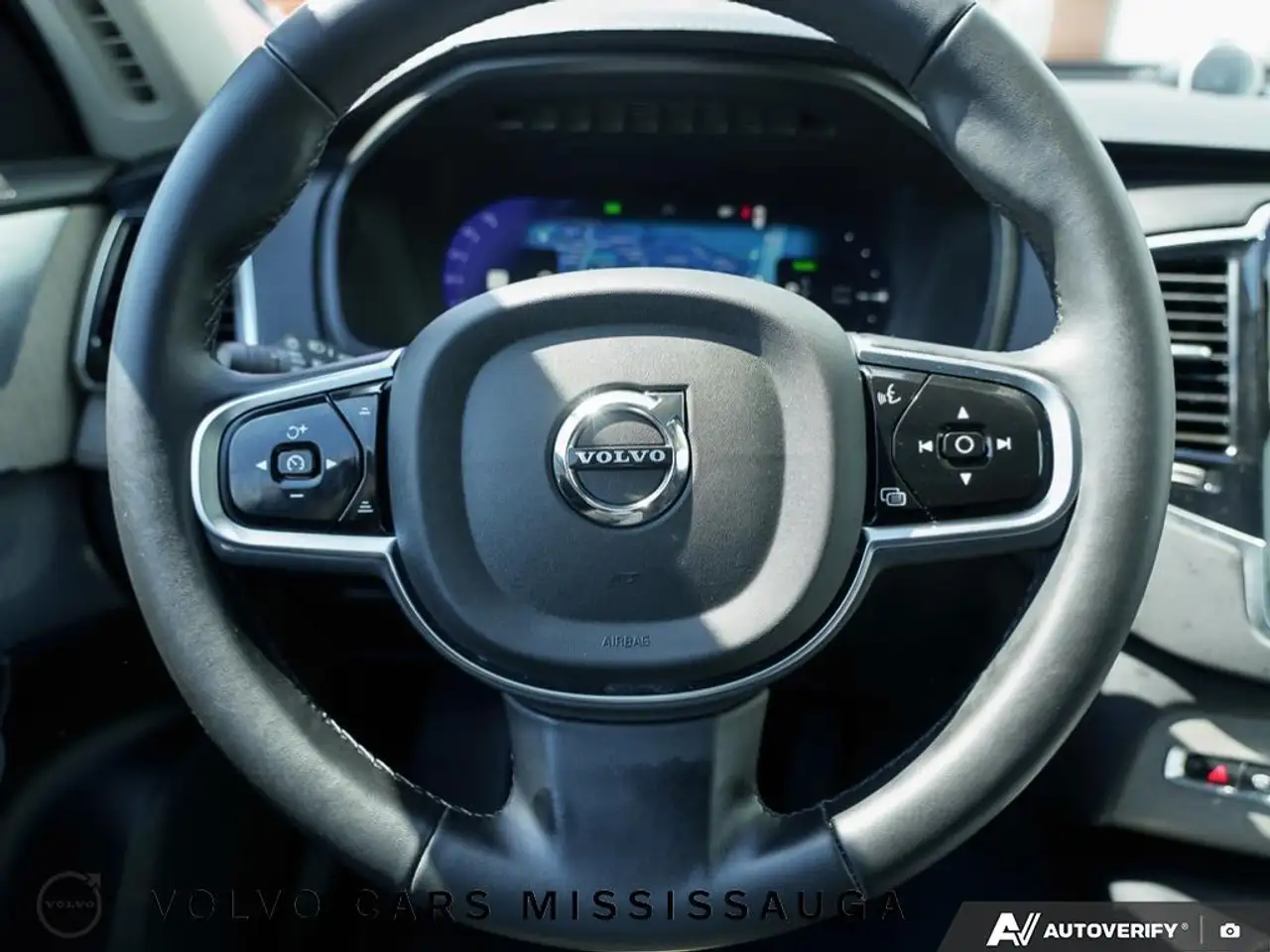 Volvo XC90 photo Volvo XC90