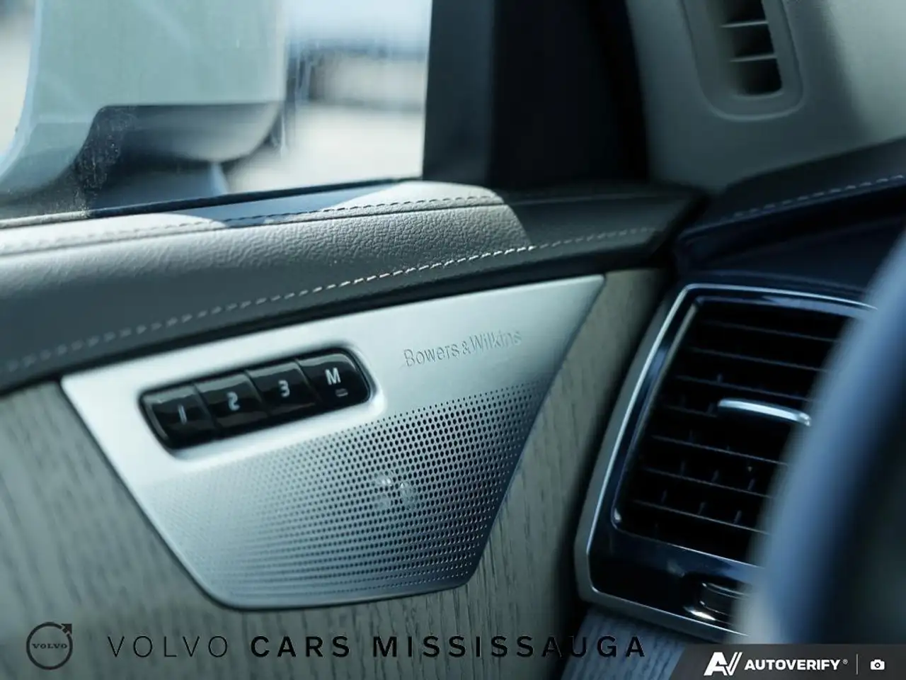 Volvo XC90 photo Volvo XC90