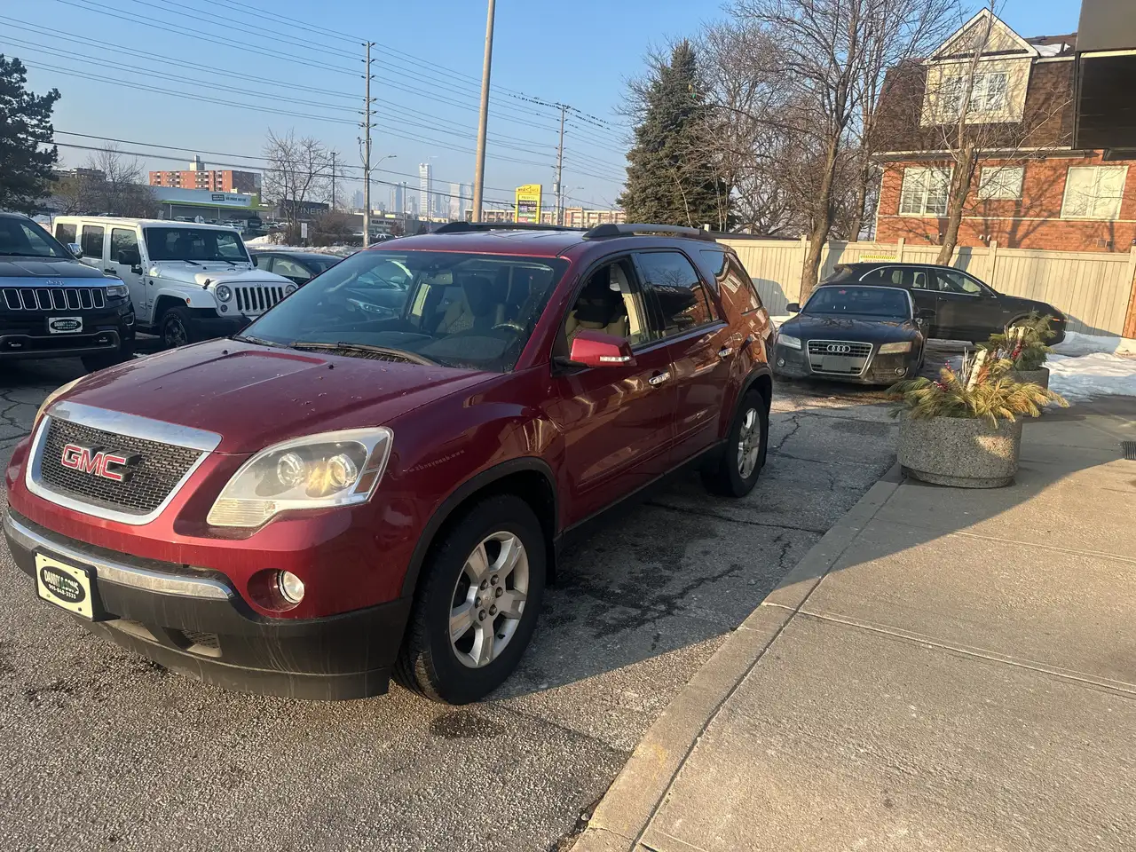 GMC Acadia снимка GMC Acadia